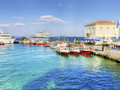 blue waters of the spetses port